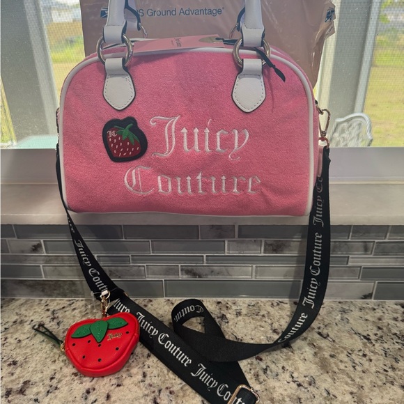 Juicy Couture sweet and juicy 🍓🍓🍓bag w/ Strawberry Coin Purse - Picture 4 of 12